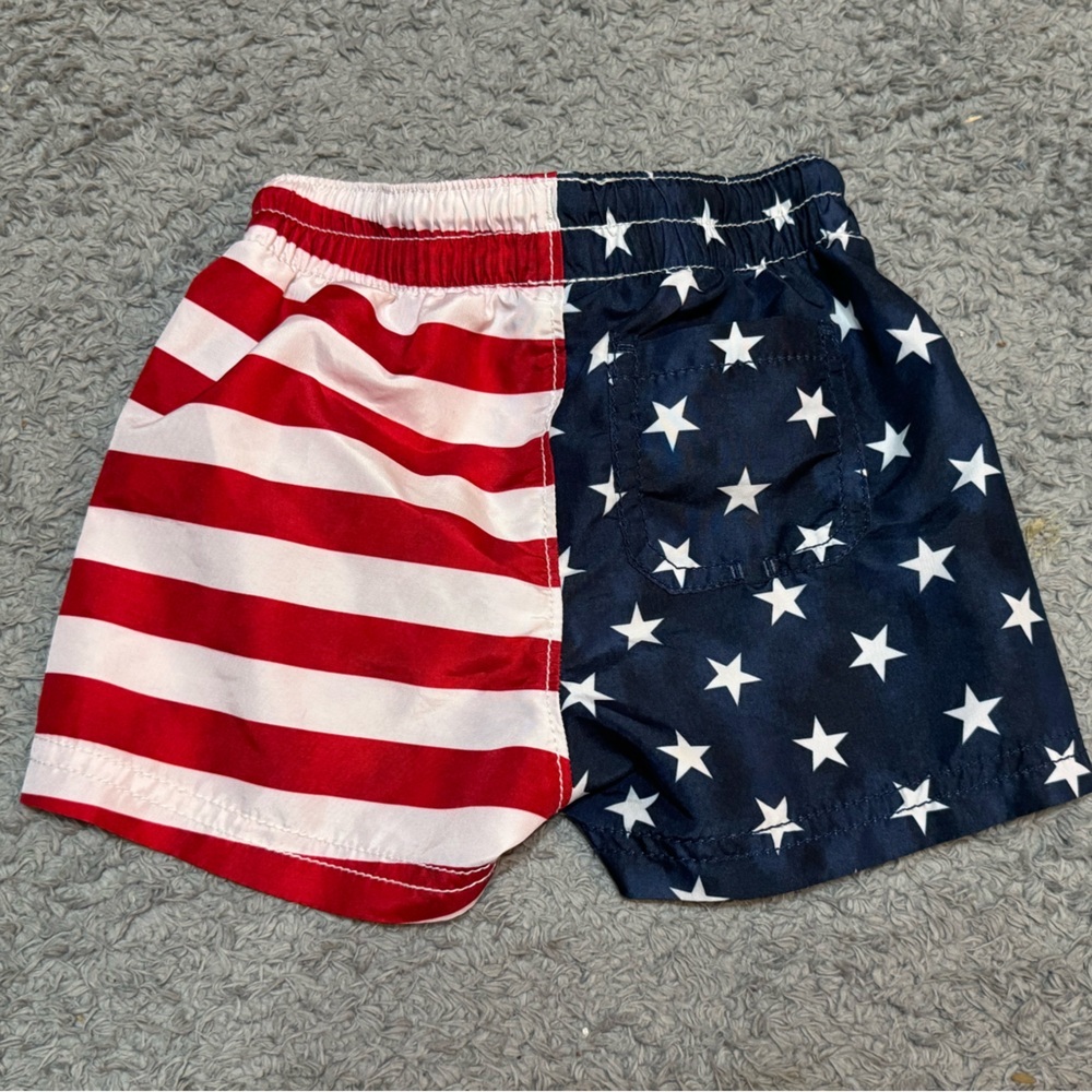 🌼4/$25🌼 Baby 12-18 month Old Navy Red and White Patriotic Swim Trunks - Picture 2 of 4
